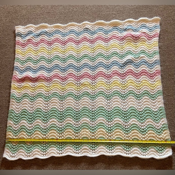 Colorful homemade Crochet baby Blanket - Picture 2 of 3